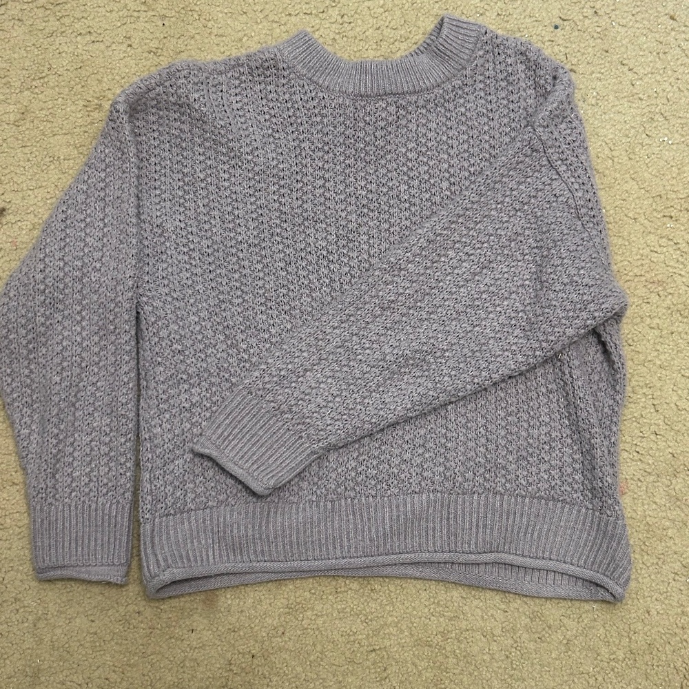 Lavender Universal Threads Sweater